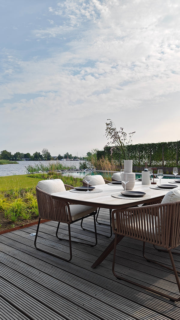 Yoi Calma diningtable 270x110 cm alu bronze/travetin top