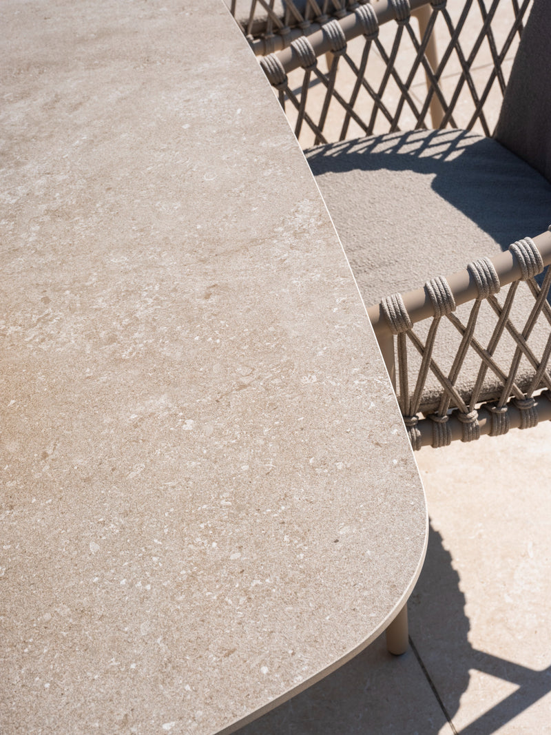 4 Seasons Outdoor 7-delige diningset Prado tafel 240 cm ceramic + Allora dining latte