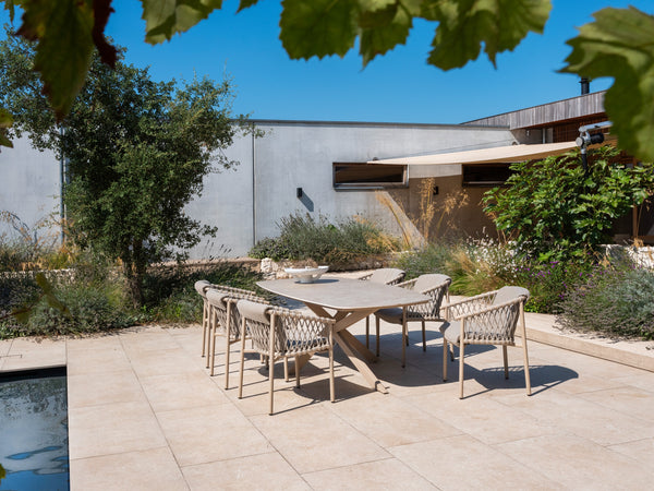 4 Seasons Outdoor 7-delige diningset Manolo tafel 240 cm + Allora dining latte