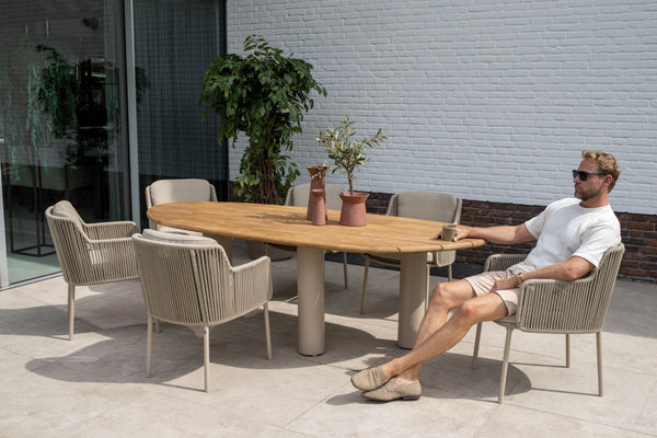 4 Seasons Outdoor Bernini diningchair latte