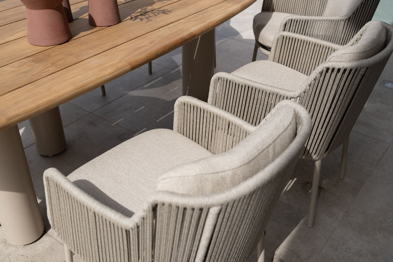 4 Seasons Outdoor Bernini diningchair latte