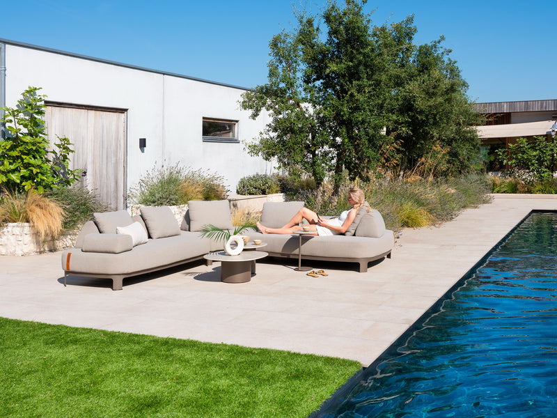 4 Seasons Outdoor Santorini 5-delige cornerset incl.2 Sofie salontafels